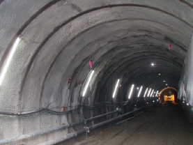 トンネル内の仕上り状況